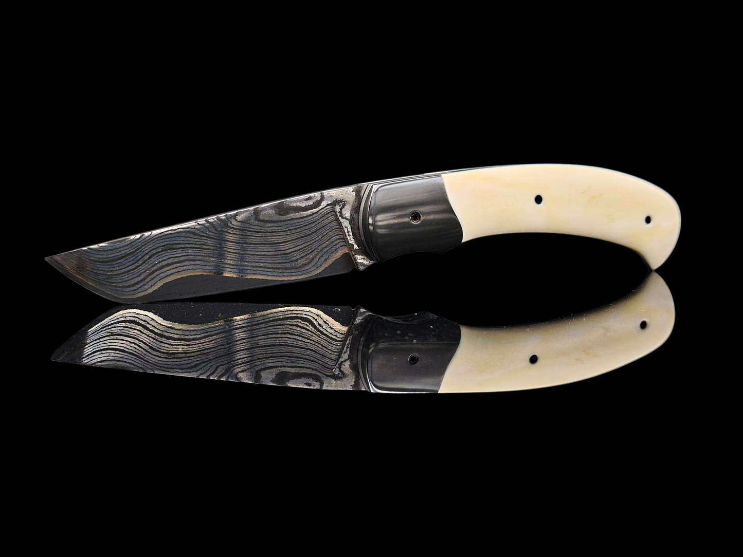 LINER LOCK CORNOUAILLE DAMAS MAISON / ZIRCONIUM ET IVOIRE DE PHACOCHERE