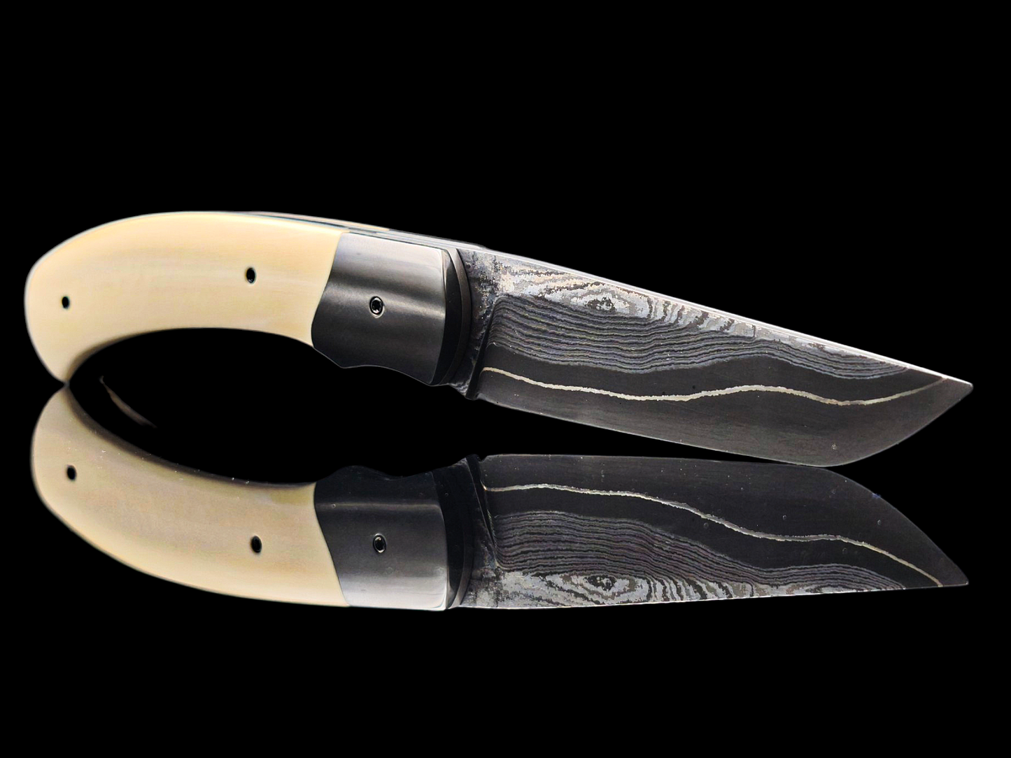 LINER LOCK CORNOUAILLE DAMAS CARBONE / ZIRCONIUM ET IVOIRE DE MAMMOUTH